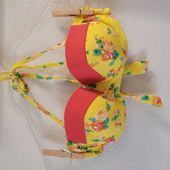 Vicki Vicki Yellow Floral Two Piece Swimsuit - Picture 3 of 5